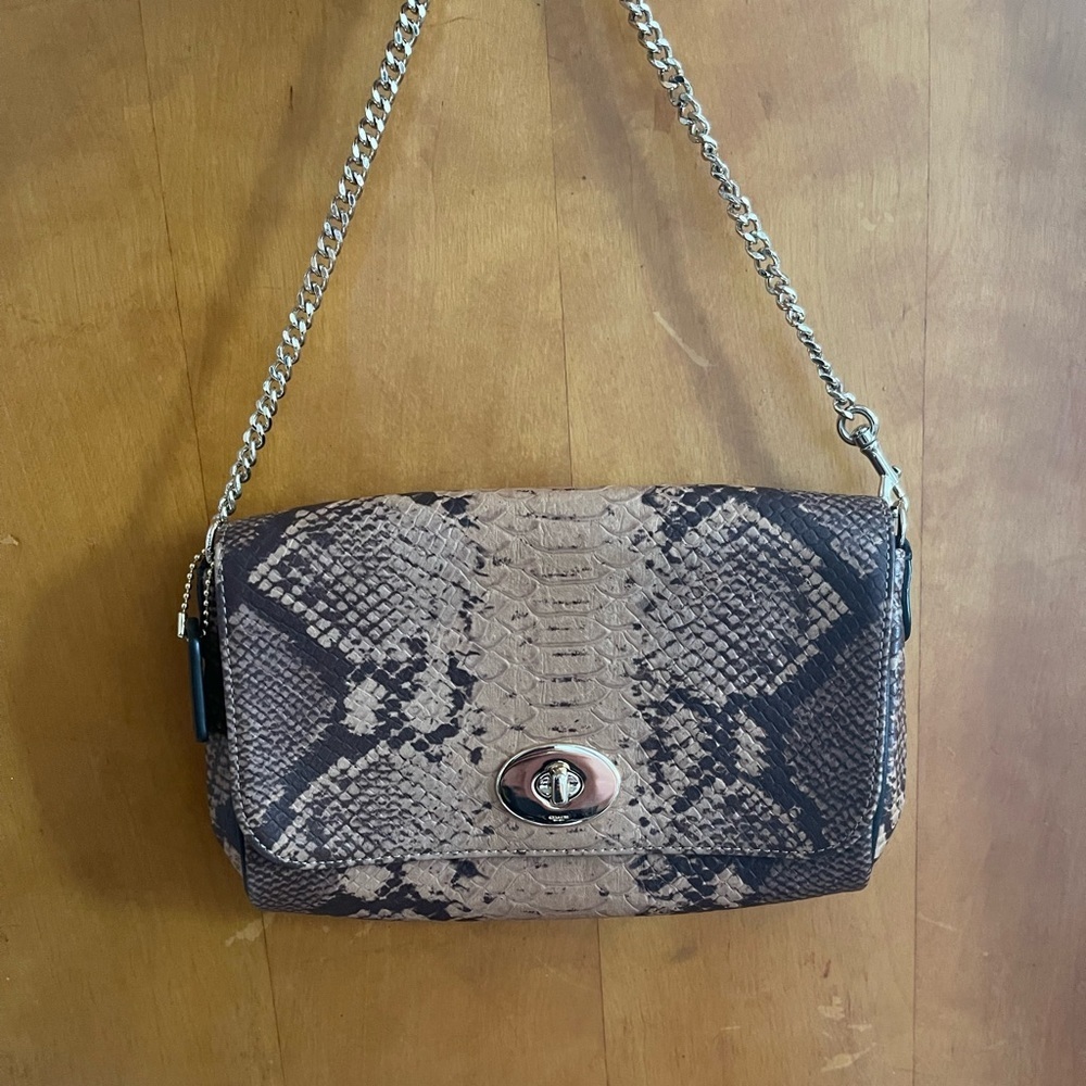 Coach Leather Shoulder Bag with Gold chain and hardware